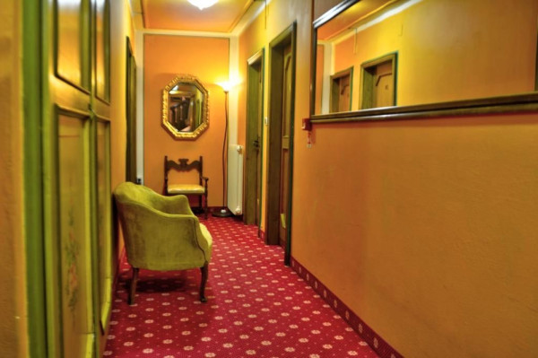 HOTEL S POLOPENZÍ ITÁLIE