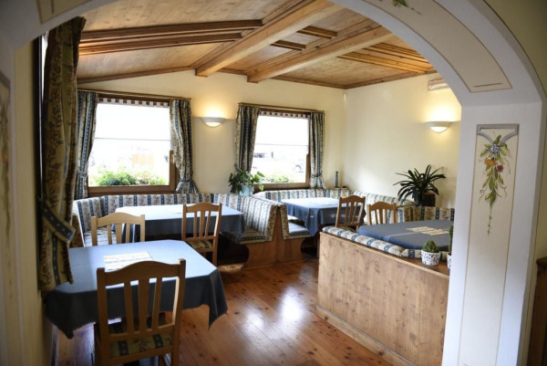 HOTEL S POLOPENZÍ U SKIAREÁLU ITÁLIE