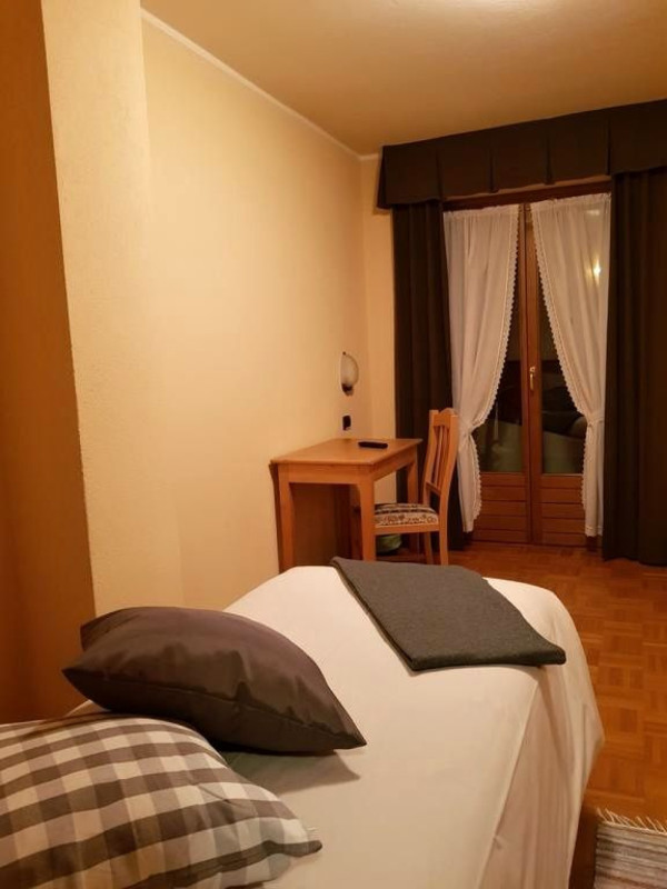 HOTEL S POLOPENZÍ U SKIAREÁLU ITÁLIE