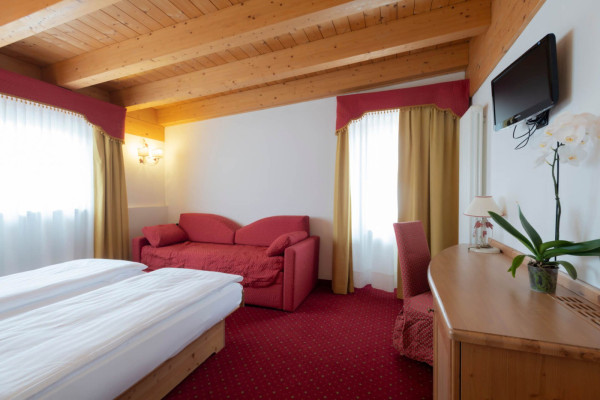 HOTEL S WELLNESS A BAZÉNEM ITÁLIE