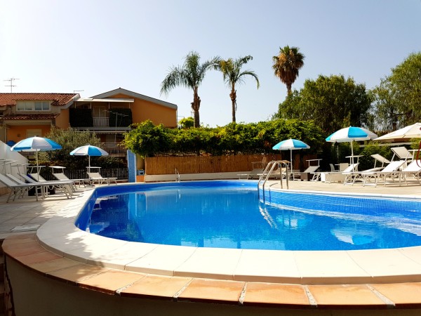 Hotel Alexander *** - Giardini Naxos - Sicílie