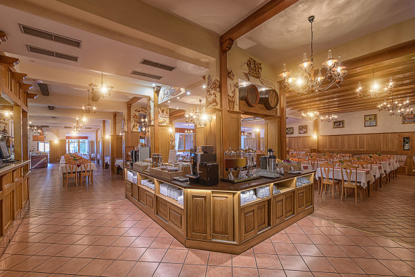 LYŽOVÁNÍ SLOVENSKO SE SKIPASEM