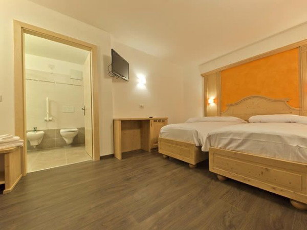 Ubytování s pizzerií Val di Sole  Marilleva-Folgarida 