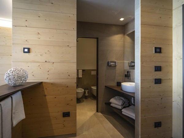 UBYTOVÁNÍ S WELLNESS A BAZÉNEM