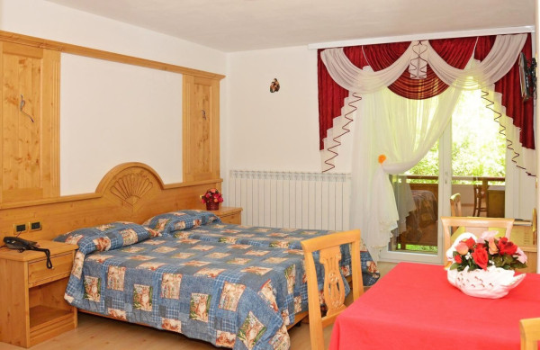 UBYTOVÁNÍ U LANOVKY PASSO TONALE