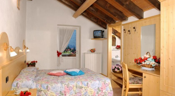 UBYTOVÁNÍ U LANOVKY PASSO TONALE