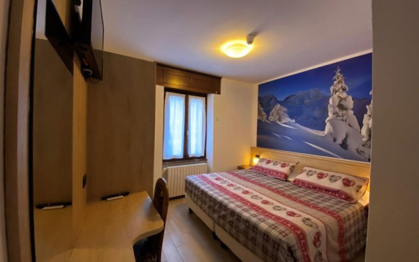 UBYTOVÁNÍ U LANOVKY VAL DI SOLE, PONTE DI LEGNO