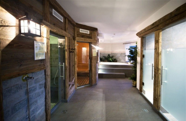 WELLNESS HOTEL FOLGARIA