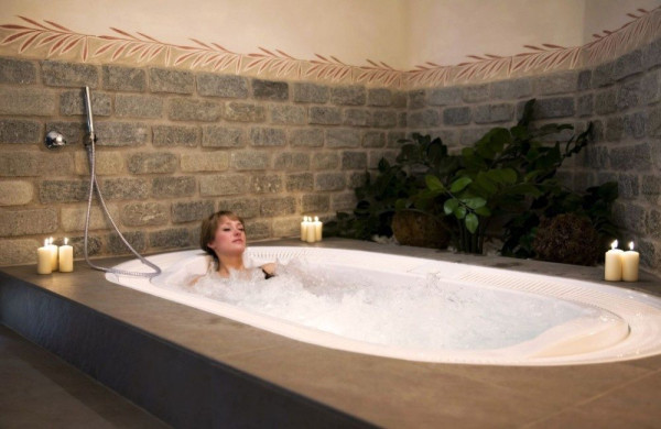WELLNESS HOTEL FOLGARIA