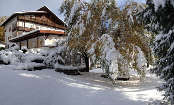 WELLNESS HOTEL S POLOPENZÍ 3 KM OD VLEKŮ V CAVALESE