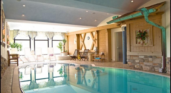 WELLNESS HOTEL S POLOPENZÍ MARILLEVA-FOLGARIDA