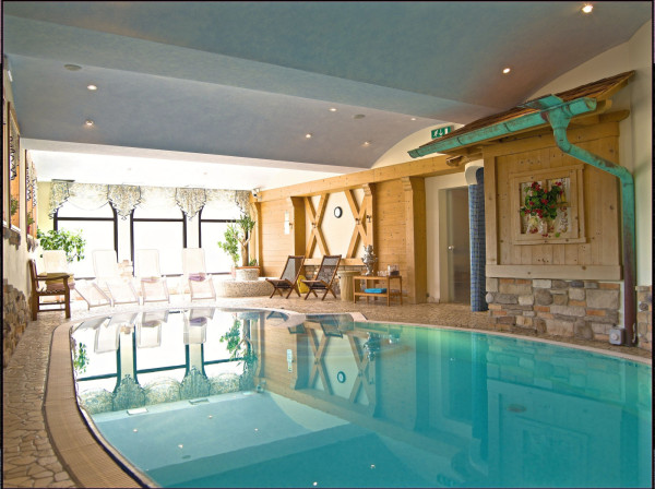 WELLNESS HOTEL S POLOPENZÍ MARILLEVA-FOLGARIDA