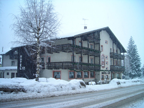 WELLNESS HOTEL S POLOPENZÍ U SKI AREÁLU