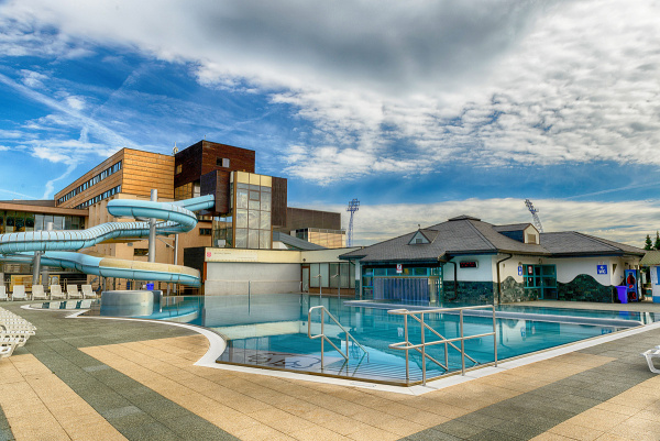 TERMÁLNÍ LÁZNĚ SLOVENSKO: NEJLEPŠÍ WELLNESS POBYTY A DOVOLENÁ