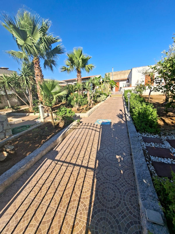 VILLA TRISCINA – LUXUSNÍ VILA SE ZAHRADOU U PÍSEČNÉ PLÁŽE, ZÁJEZDY ITÁLIE, SICÍLIE, Triscina di Selinunte