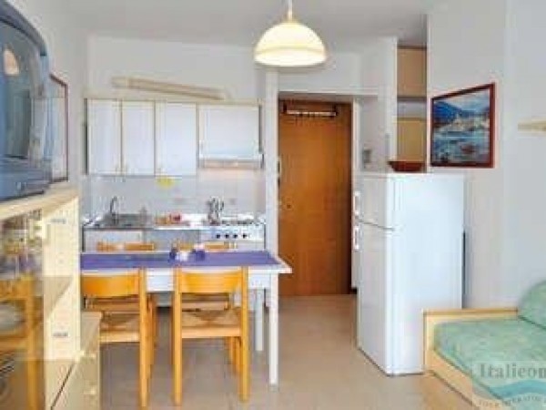 APARTMÁNY S BAZÉNEM, ZÁJEZDY ITÁLIE