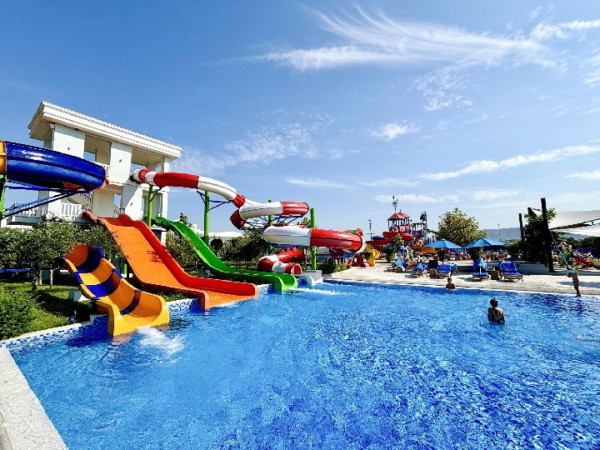 DOVOLENÁ ALBÁNIE S DĚTMI ALL INCLUSIVE LETECKY
