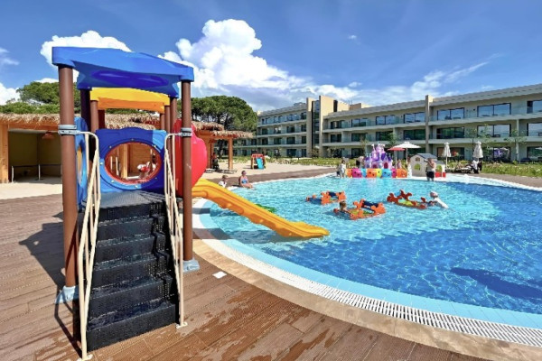 DOVOLENÁ ALBÁNIE S DĚTMI ALL INCLUSIVE LETECKY