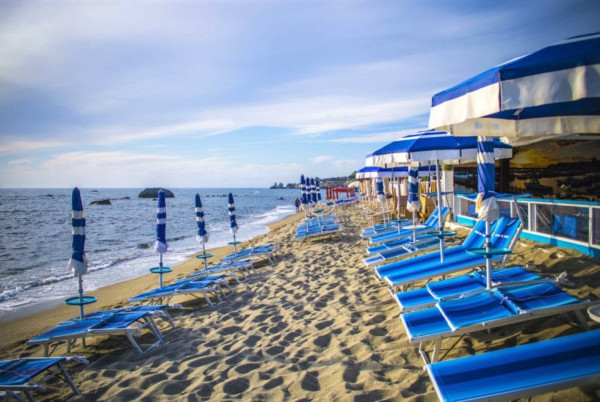 DOVOLENÁ ISCHIA, ZÁJEZDY ITÁLIE