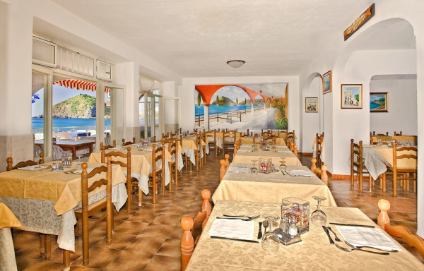 DOVOLENÁ ISCHIA, ZÁJEZDY ITÁLIE