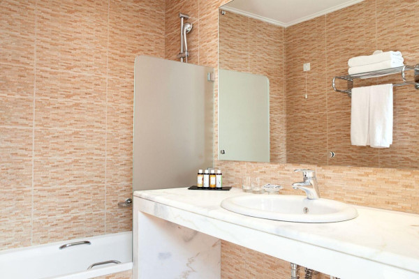 DOVOLENÁ LEFKADA, DOVOLENÁ ŘECKO, ZÁJEZDY ALL INCLUSIVE