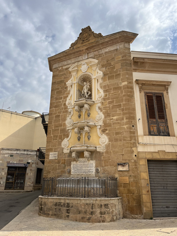 PRONÁJEM APARTMÁNU U MOŘE NA SICÍLII