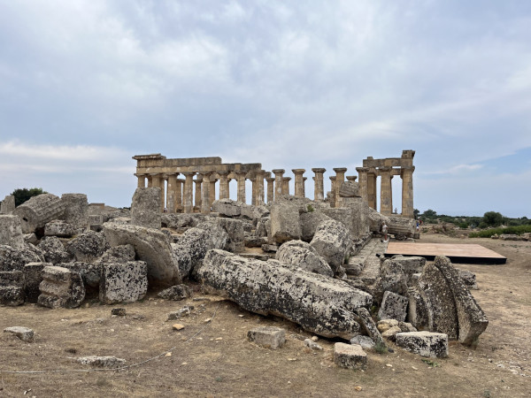 PRONÁJEM APARTMÁNU U MOŘE NA SICÍLII