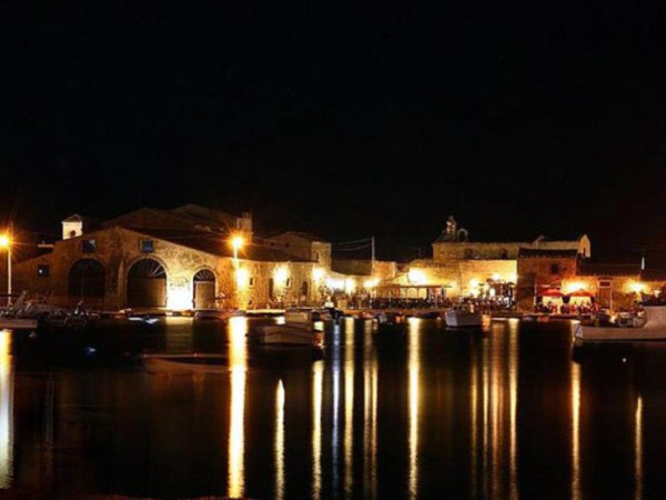 UBYTOVÁNÍ NA PLÁŽI, ZÁJEZDY ITÁLIE