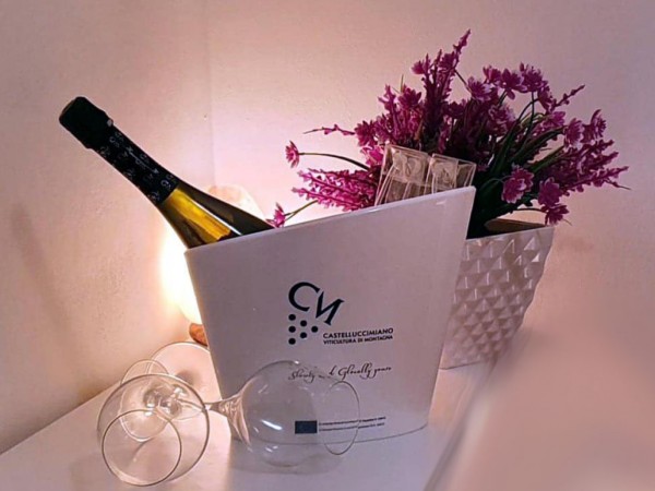 UBYTOVÁNÍ NA PLÁŽI, ZÁJEZDY ITÁLIE